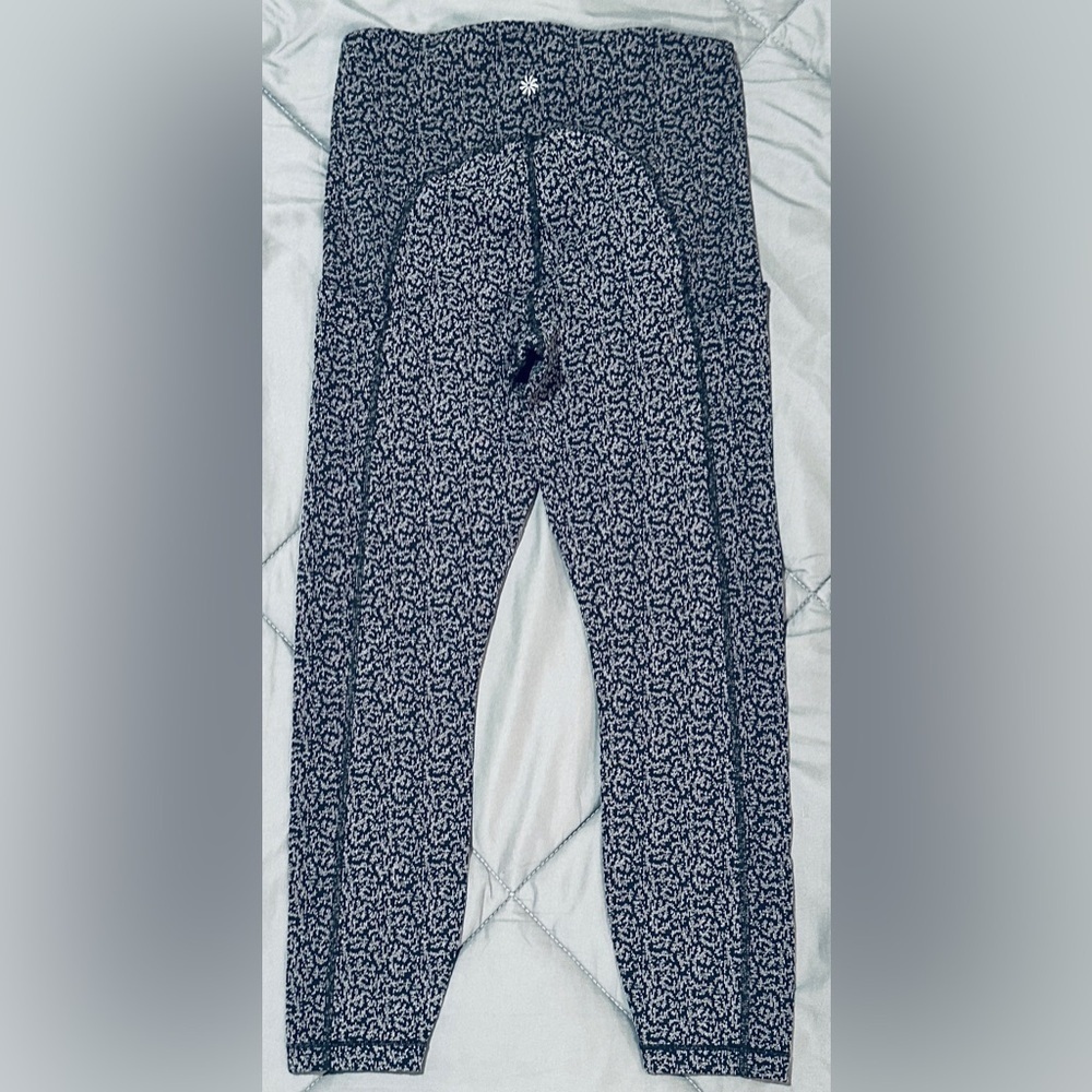 Athleta Ultimate Stash Pocket Textured 7/8 Leggings Black Gray Size Small - Picture 6 of 8